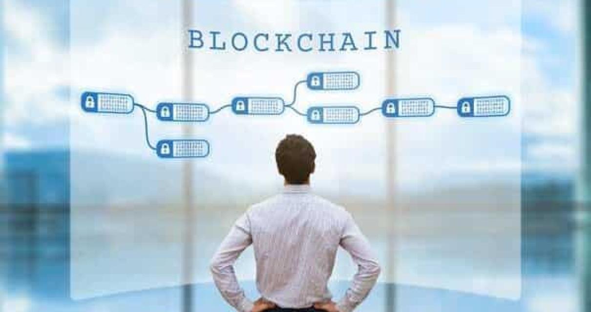 Who created the blockchain?
Th